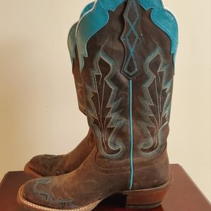 Ariat Boots. Brown and turquoise size 6